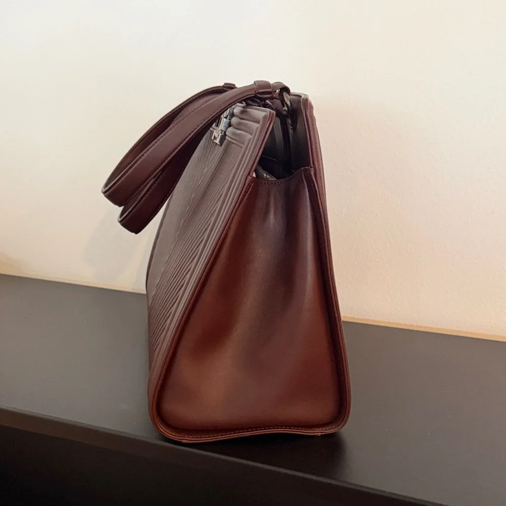 CHANEL Burgundy Large Chevron Tote - Picture 9 of 17